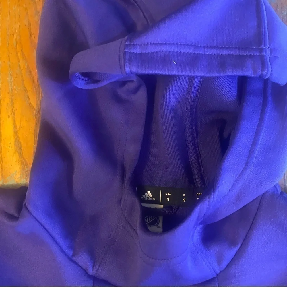 *Really Clean Arizona Coyotes adidas Purple Reverse Retro Pullover Hoodie Size S